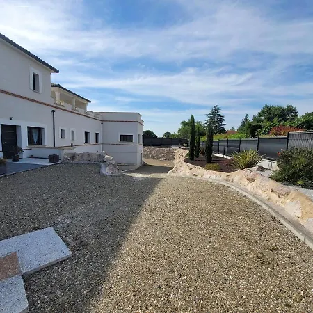 Cosy Cadre Idyllique Option Spa, Sauna , Piscine Apartment