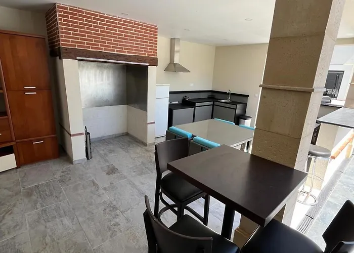 Cosy Cadre Idyllique Option Spa, Sauna , Piscine Apartment